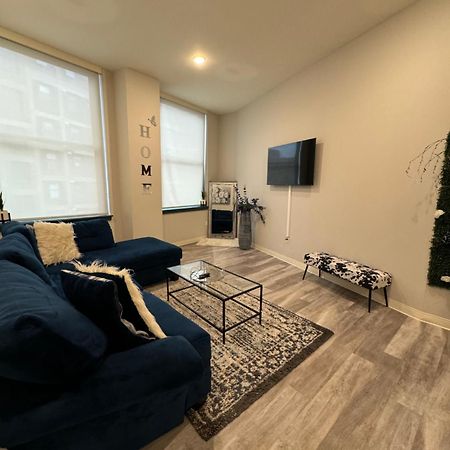 Beautiful Condo/Rooftop Patio With Free Parking Cleveland Eksteriør bilde